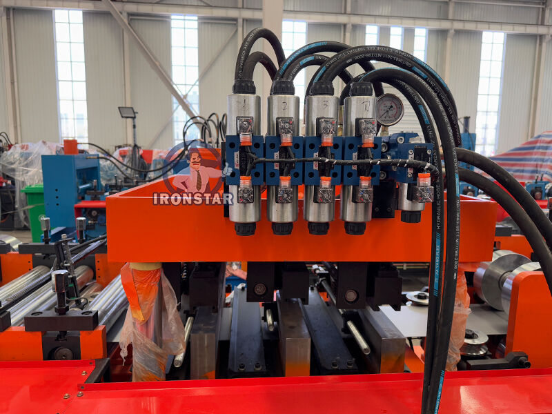 “Full Automatic CZ Channel Roll Forming Machine C Z Purlin Making Machine Adjustable Size ”